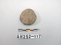 藏品(灰色陶蓋把鈕)的圖片